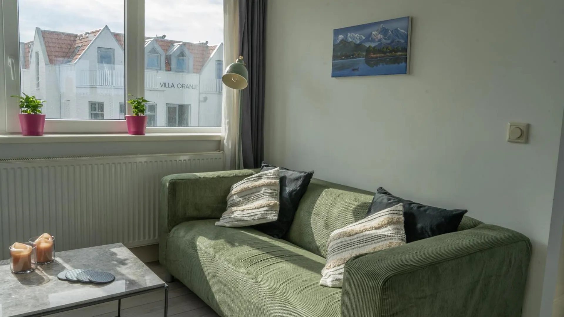 Hammond Studio Apartments Зандфорт Нидерланды
